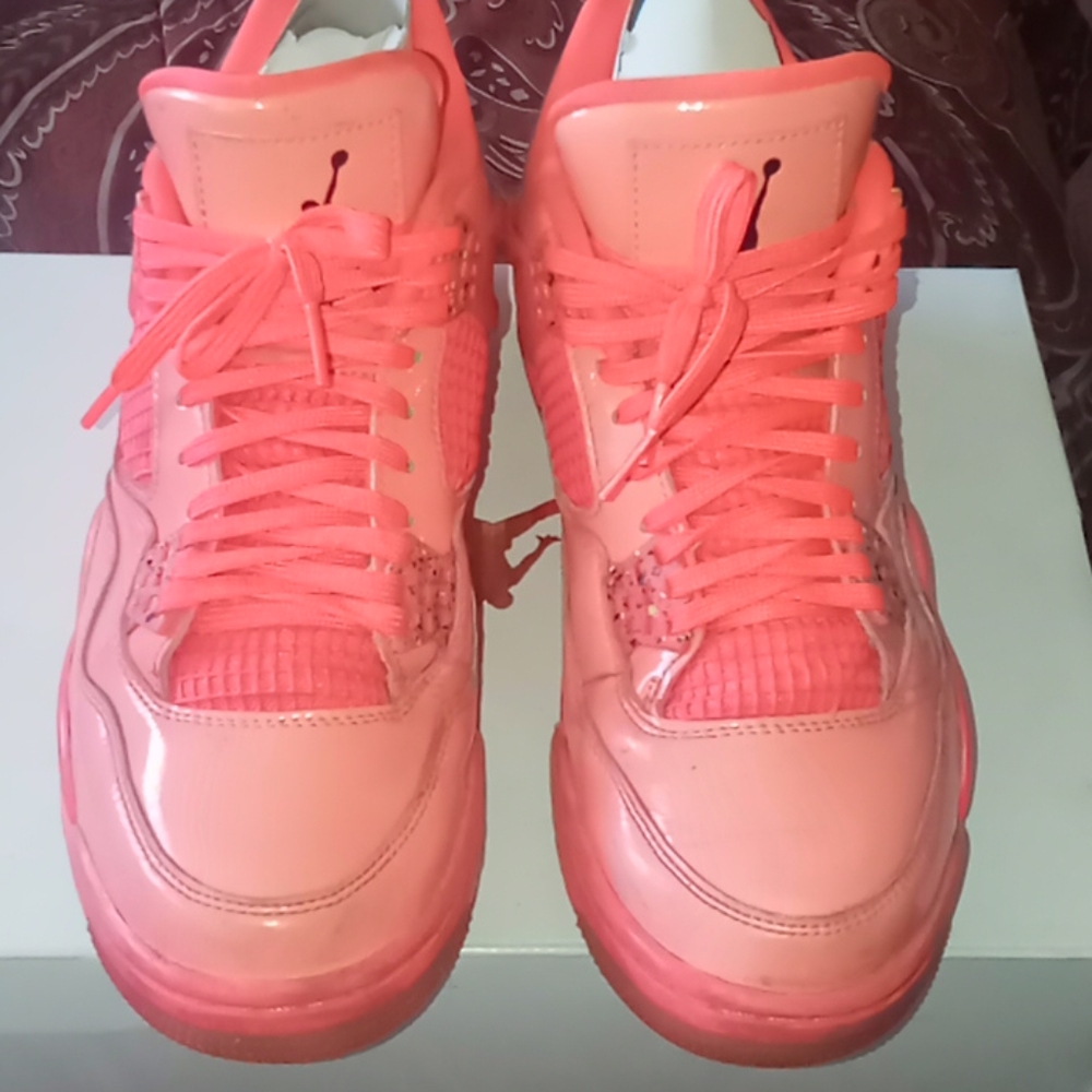 Jordan 4